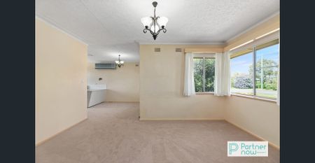 Three-Bedroom Home in South - Photo 5