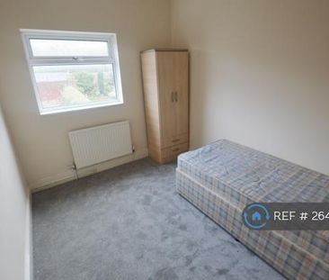 3 bedroom terraced house to rent - Photo 2