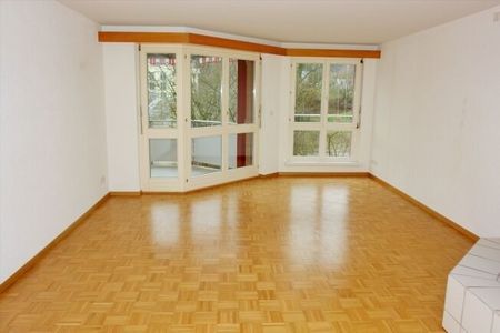 Bel et grand appartement avec cheminée - Foto 3