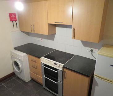 Flat 1, 86 Malone Avenue, Malone Road, BT96ES, Belfast - Photo 5