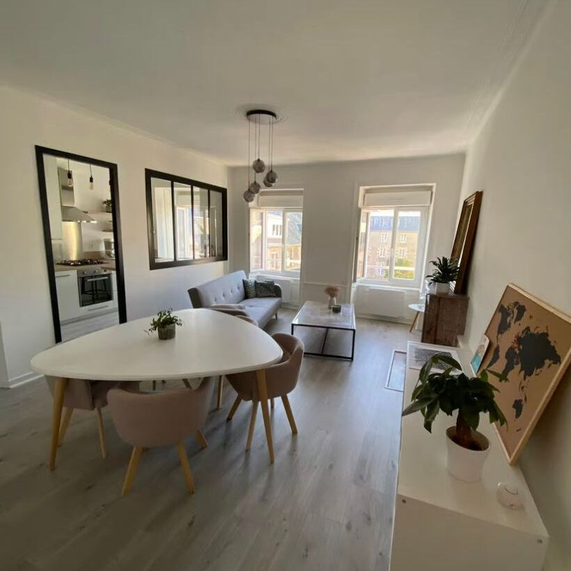 Location Appartement 3 pièces 63m² GRANVILLE 50400 - Photo 2
