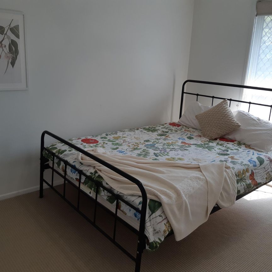 Quality 3 Bedroom Family Home in Central Location - Photo 1