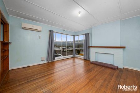 Sunny Three Bedroom Home in Risdon Vale - Photo 2