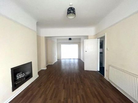 3 bedroom terraced house to rent - Photo 4