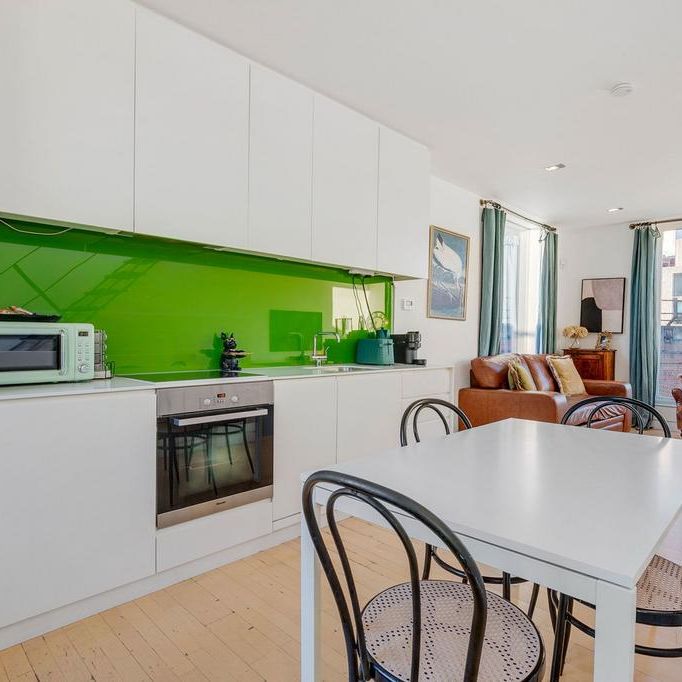 5 bedroom townhouse to rent - Photo 1