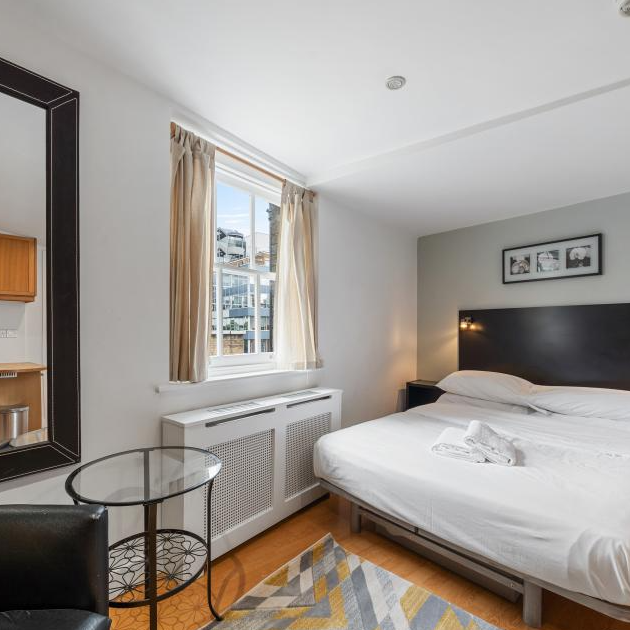 A contemporary double studio apartment in Bloomsbury, London WC1H - Photo 1