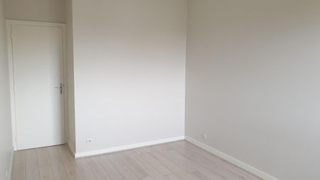 Location Appartement 2 pièces 49m² POITIERS 86000 - Photo 5