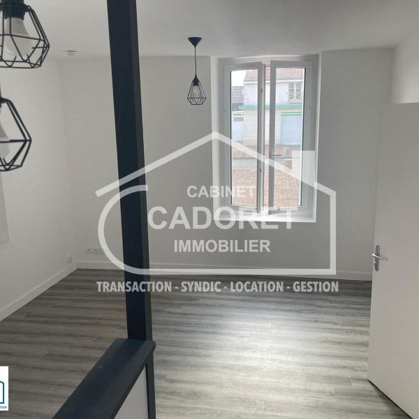 Location Appartement 1 pièce 24m² PAIMBOEUF 44560 - Photo 1