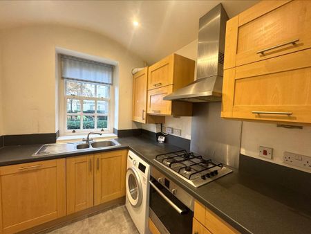 2 bedroom flat to rent - Photo 4