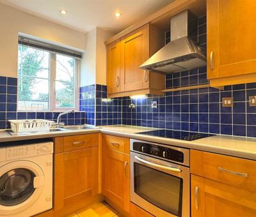 2 bedroom apartment to rent - Photo 4