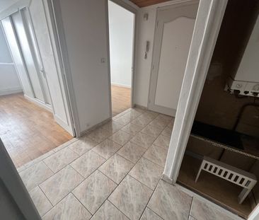 Location Appartement 3 pièces 65m² TROYES 10000 - Photo 5