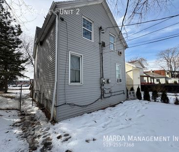 RENOVATED BACHELOR UNIT IN DOWNTOWN WINDSOR +GAS - Photo 5