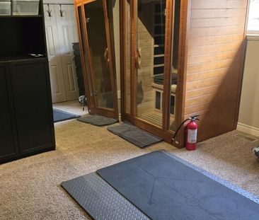 Beautiful 3 Bedroom Home on Black Mountain - Photo 2