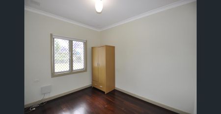 THIS IS PERFECT! - Photo 2