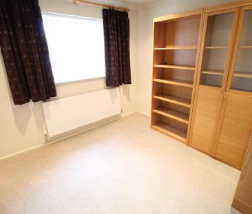 4 bedroom detached house to rent - Photo 5