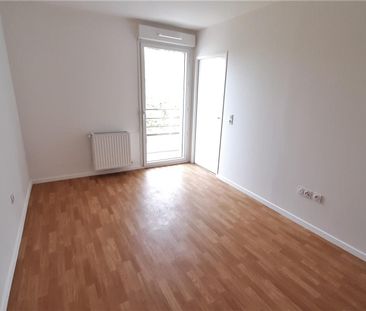 location Appartement T2 DE 39.1m² À VILLEJUIF - Photo 3