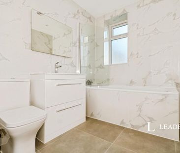 2 bedroom apartment to rent Chapel Road, Worthing, West Sussex, BN11 - Photo 4