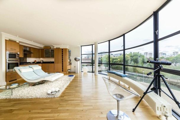 Point Wharf Lane, Brentford, TW8 - Photo 1