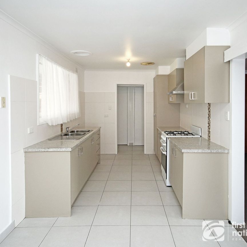 20 William. Street, 3977, Cranbourne Vic - Photo 1