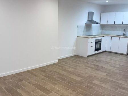 Location Appartement 3 pièces 74 m2 à Digne-les-Bains - Photo 4