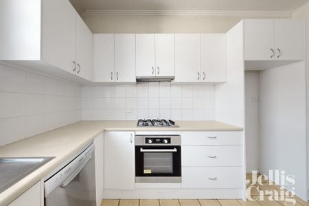 6/17 Kerferd Street, Hampton - Photo 3