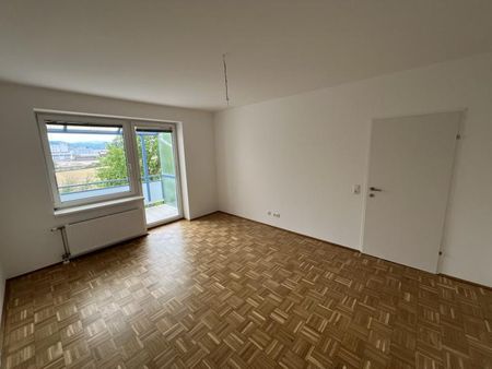 Blick ins Grüne, 3-Raum-Wohnung mit Balkon und Tiefgarage - Siemensstraße 46/10 - Photo 3