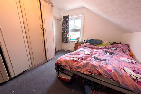 Landguard Road, SO15 - Photo 4