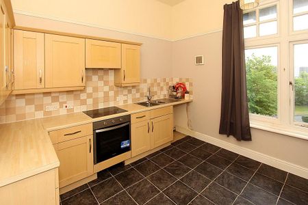 2 bedroom flat to rent - Photo 5