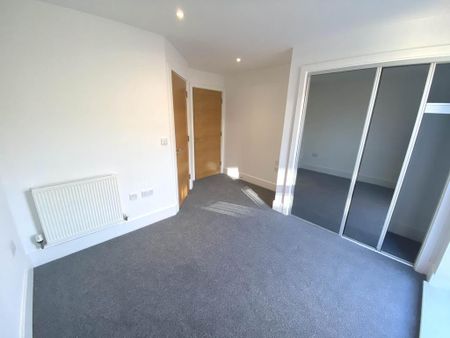 2 bedroom flat to rent - Photo 5