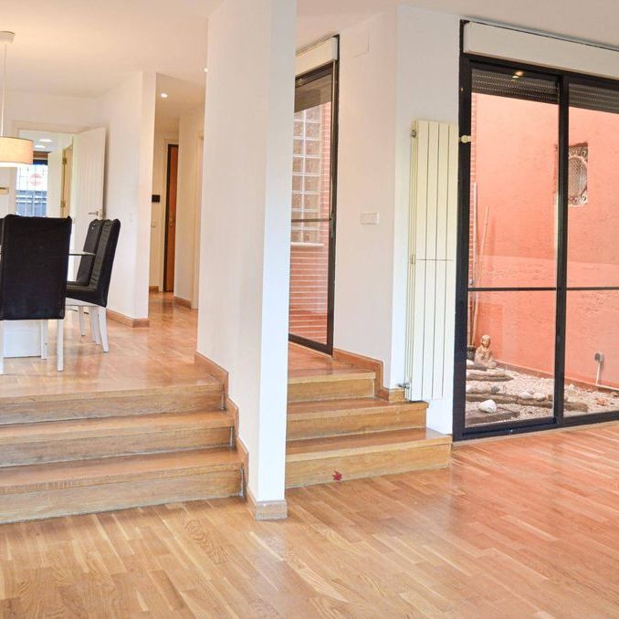 6 room luxury House for rent in Madrid, Spain - Photo 1