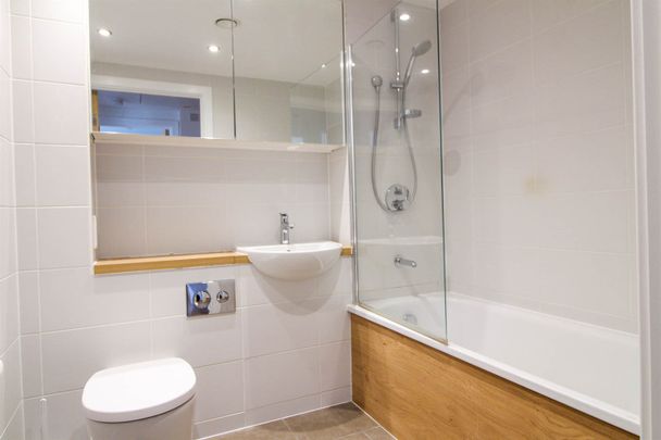 Hewitt, Reading, RG1 7LY - Photo 1