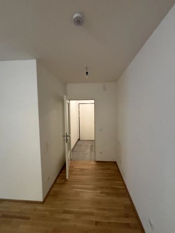 Wunderschöne Zwei-Zimmer Wohnung in Floridsdorf! - Photo 2