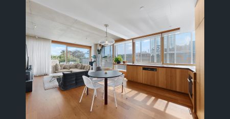 PREMIUM QUALITY APARTMENT - Photo 3