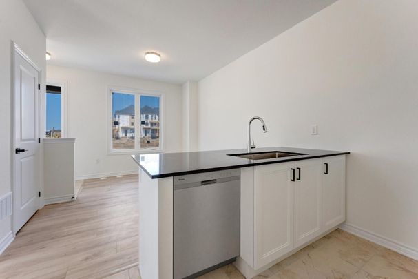 For Lease - 36 Thornbird Crescent Unit# Main, Brampton, Ontario - Photo 1
