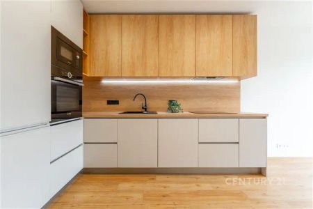 Pronájem novostavby bytu 3+kk s balkonem, sklepem a parkovacím stáním, Beroun - Photo 2
