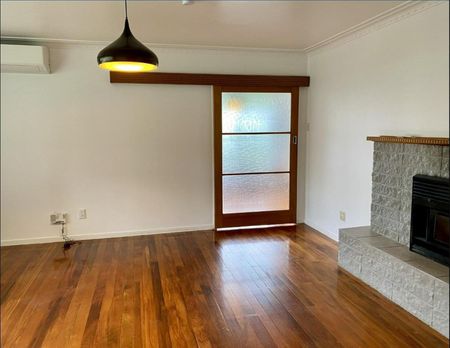 Central home - Photo 4