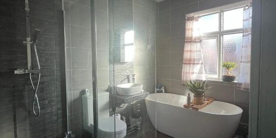 1 bedroom semi-detached house to rent - Photo 3