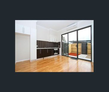 Great Location - Photo 5