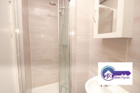 5 bedroom flat share to rent - Photo 4