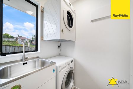 Charming Family Home in a Convenient New Lynn Location - Photo 3