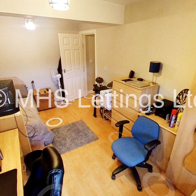 Flat 4, 205 Belle Vue Road, Leeds, LS3 1HG - Photo 1