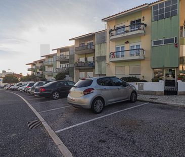 PORTO SALVO, Lisbon - Photo 1