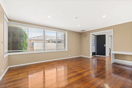 Renovated Family Home! - Photo 2