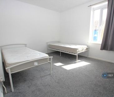 2 bedroom terraced house to rent - Photo 3
