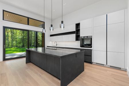 For Lease - 1318 Tiny Beaches Rd S Road, Tiny, Ontario - Photo 4