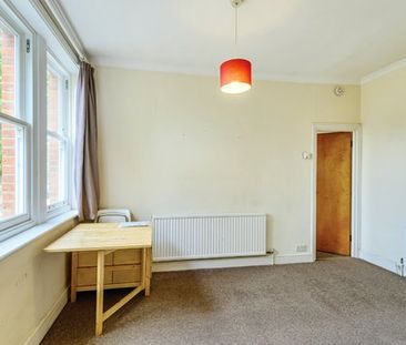 Rydal Road, London, SW16 - Photo 2