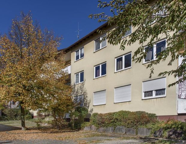 5-Zimmer-Wohnung mit neuem Badezimmer in Bad Bergzabern! - Photo 1