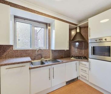 The Highlands, Harrogate Road, Alwoodley, LS17 - Photo 6