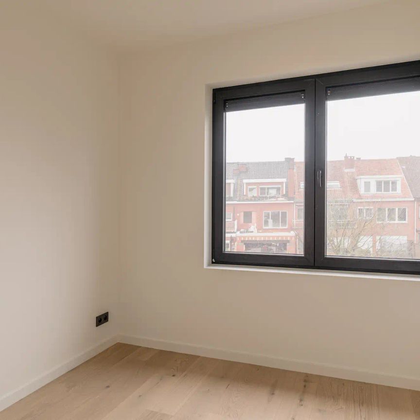 Penthouse met sky-high playground van 31 m² nabij Fort V in Edegem - Photo 1