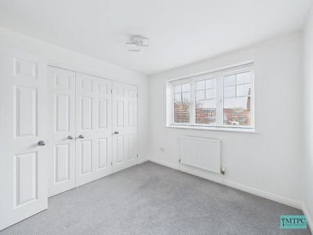 2 bedroom semi-detached house to rent - Photo 5